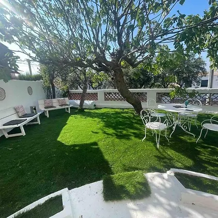 A Studio 500 M De La Mer Avec Jardin * Saint Aygulf