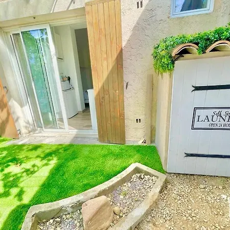 A Studio 500 M De La Mer Avec Jardin * Saint Aygulf